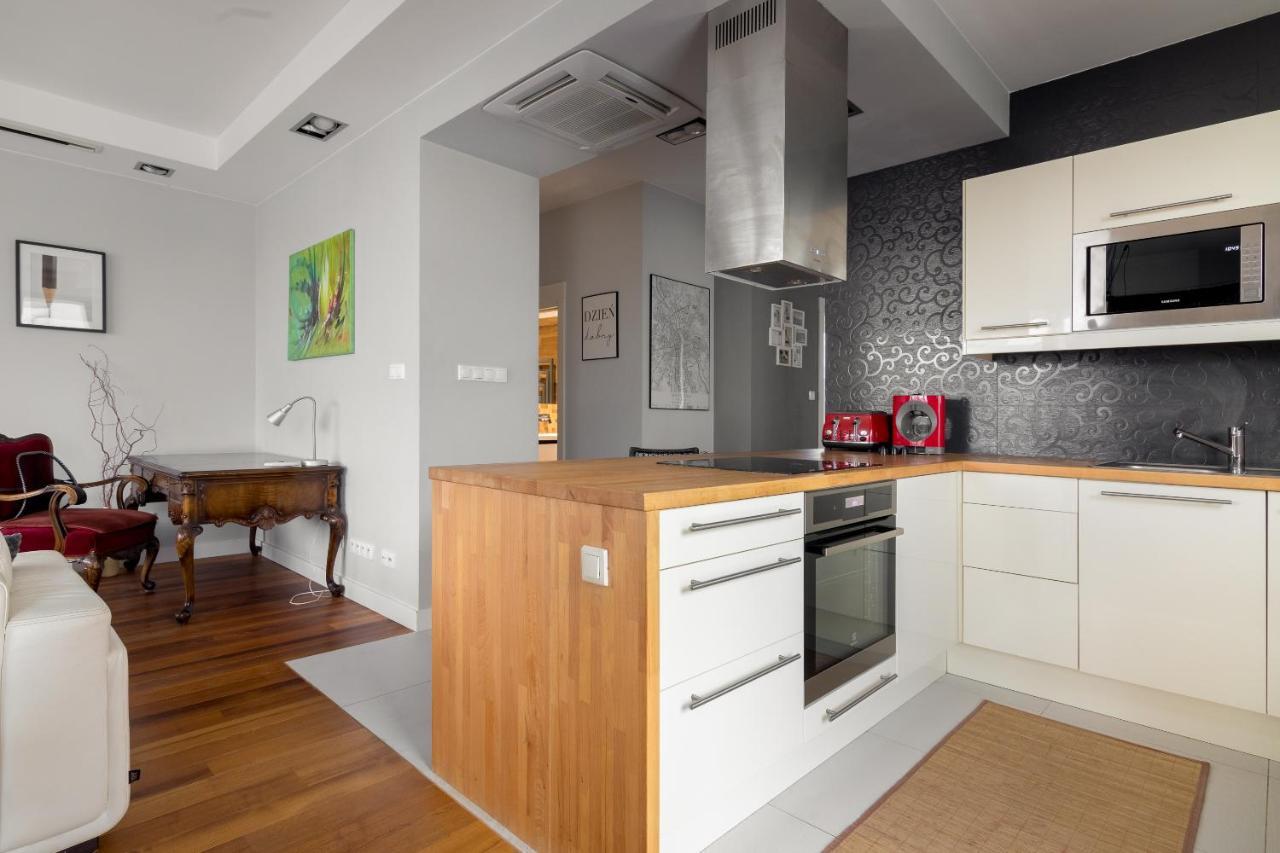 Hlonda Deluxe Apartment With Terrace Варшава Екстер'єр фото