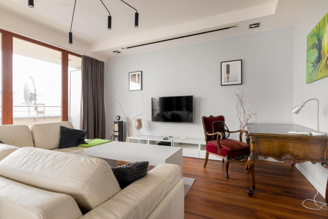 Hlonda Deluxe Apartment With Terrace Варшава Екстер'єр фото