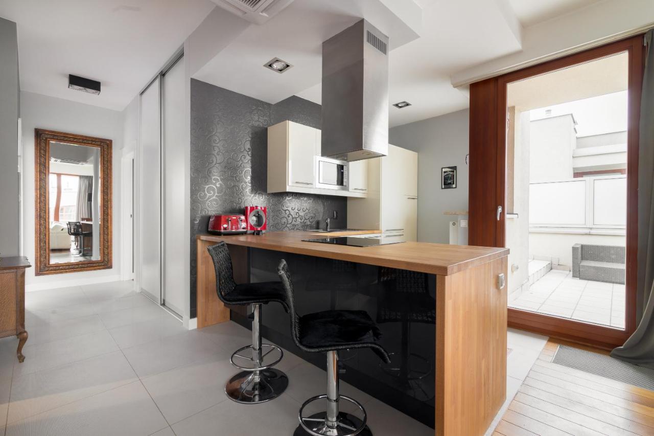 Hlonda Deluxe Apartment With Terrace Варшава Екстер'єр фото